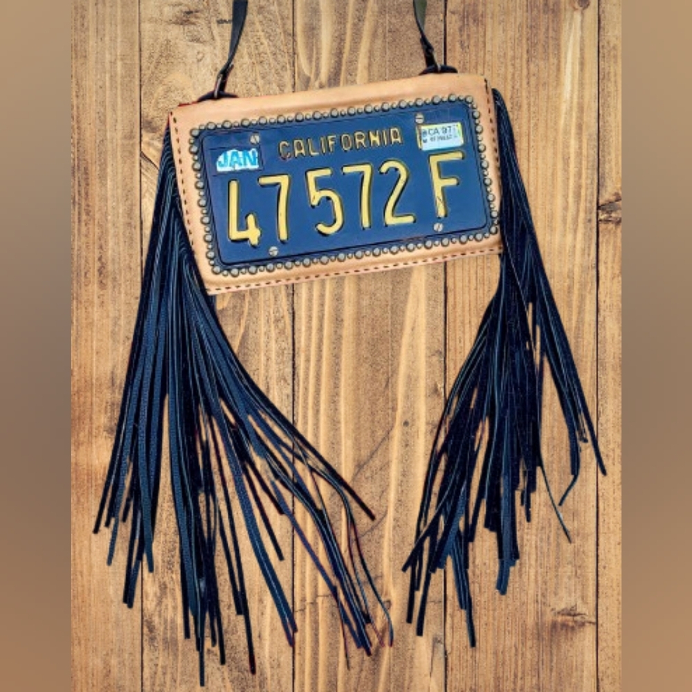 California Dreamin' 🌅 Leather Fringe Plate Purse